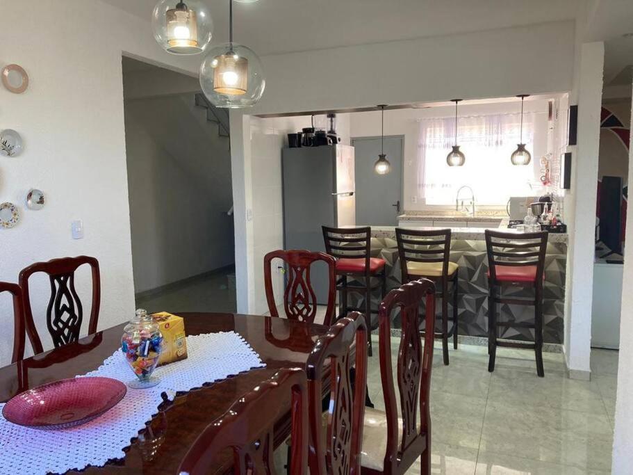 Casa Com Piscina, Grande E Espacosa No Dos Passaros * Cabo Frío