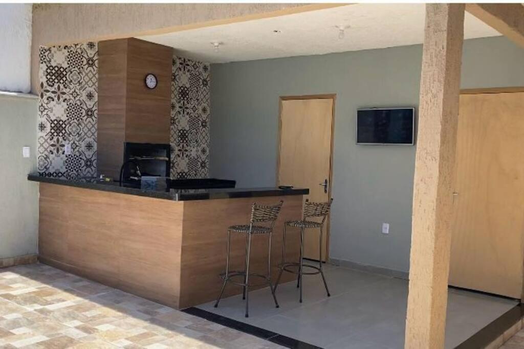 Casa Com Piscina, Grande E Espacosa No Dos Passaros Cabo Frío